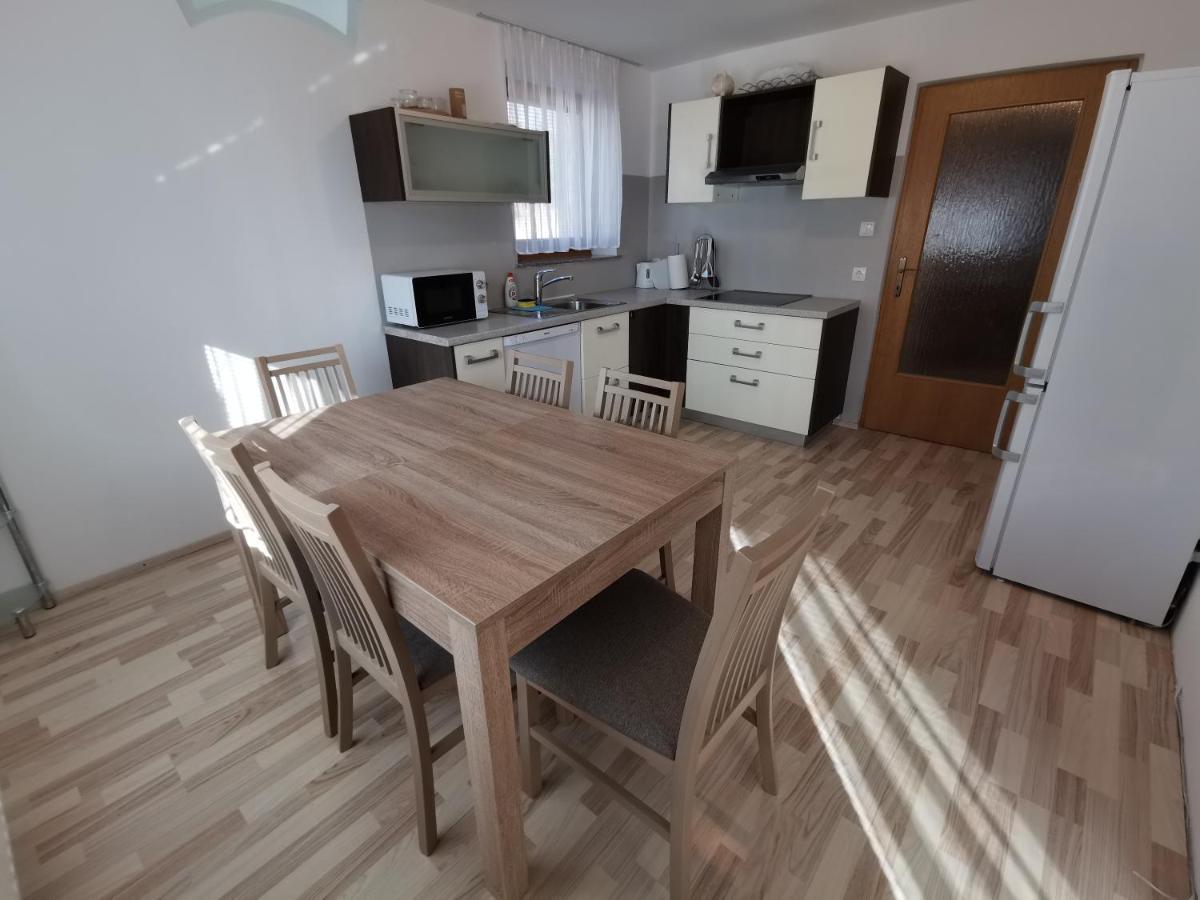 Apartments Henigman Бохинь Экстерьер фото