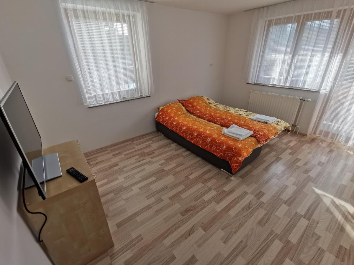 Apartments Henigman Бохинь Экстерьер фото